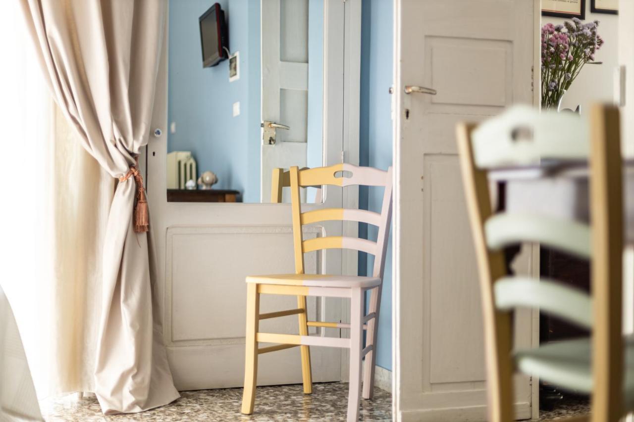 Palazzo Dante Bed & Breakfast Алисте Екстериор снимка
